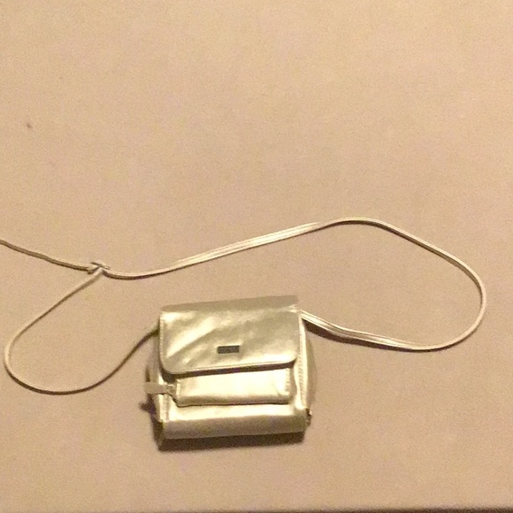 New directions cross body purse - Picture 1 of 10